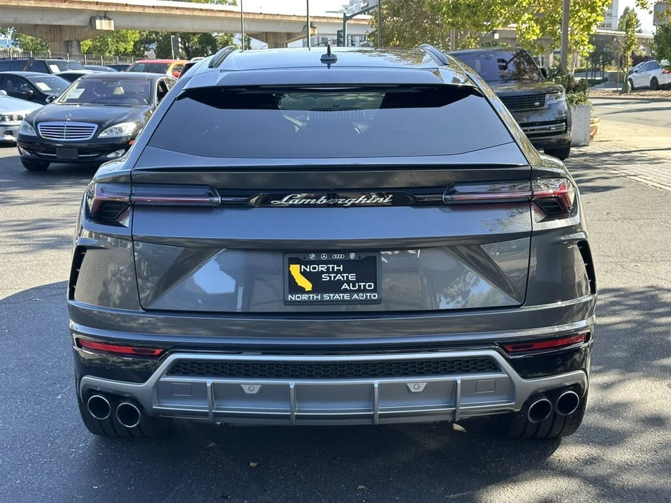 2020 Lamborghini Urus - Image 10 of 30