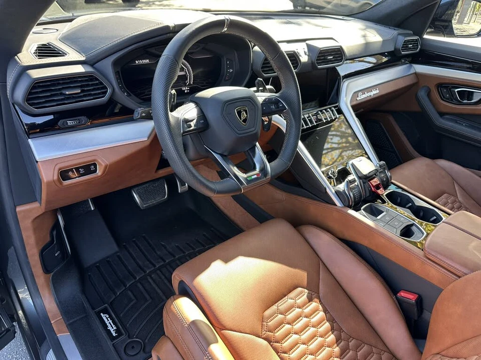 2020 Lamborghini Urus - Image 19 of 30