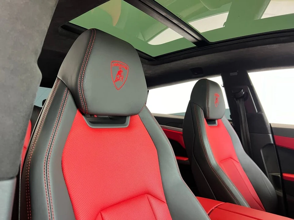 2020 Lamborghini Urus - Image 25 of 31