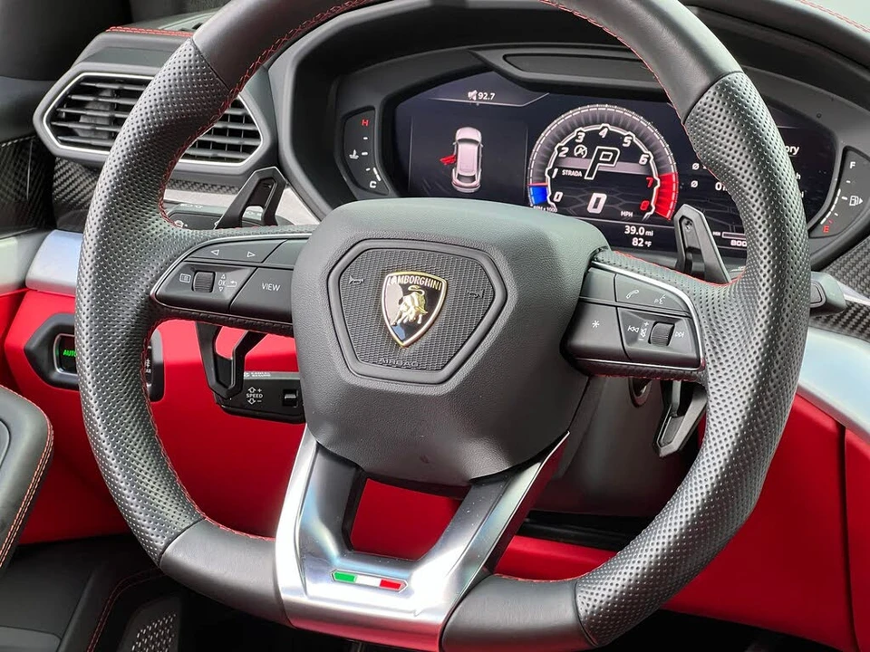 2020 Lamborghini Urus - Image 26 of 31