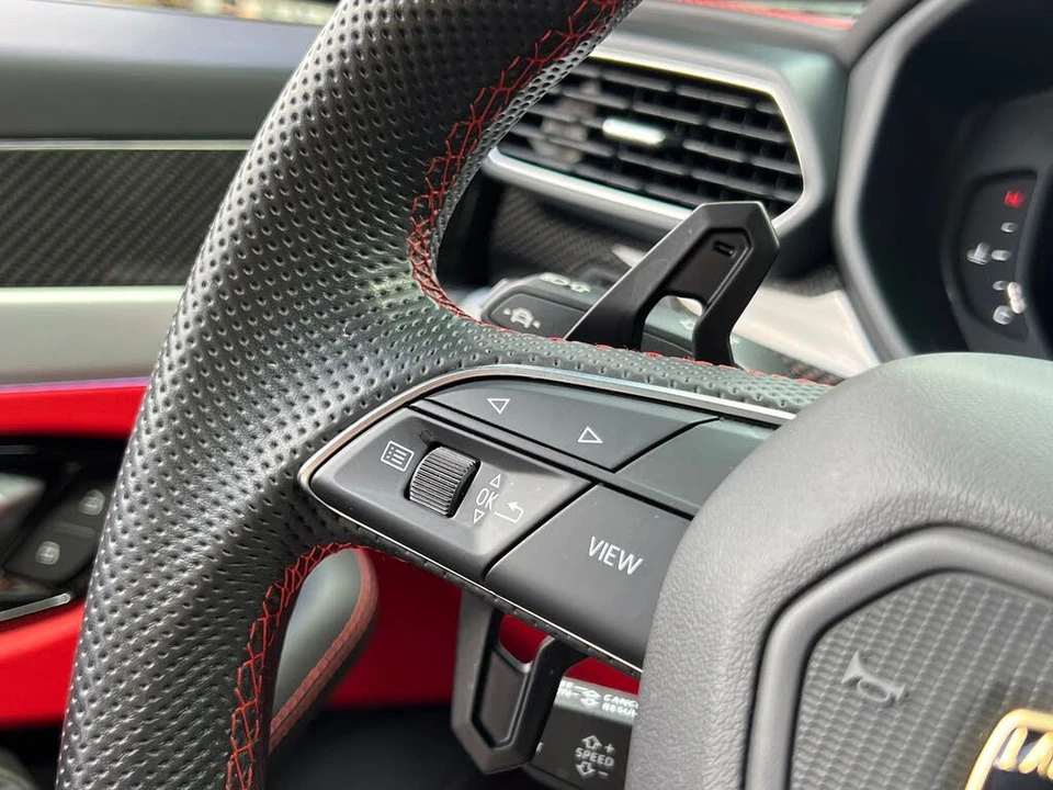 2020 Lamborghini Urus - Image 27 of 31