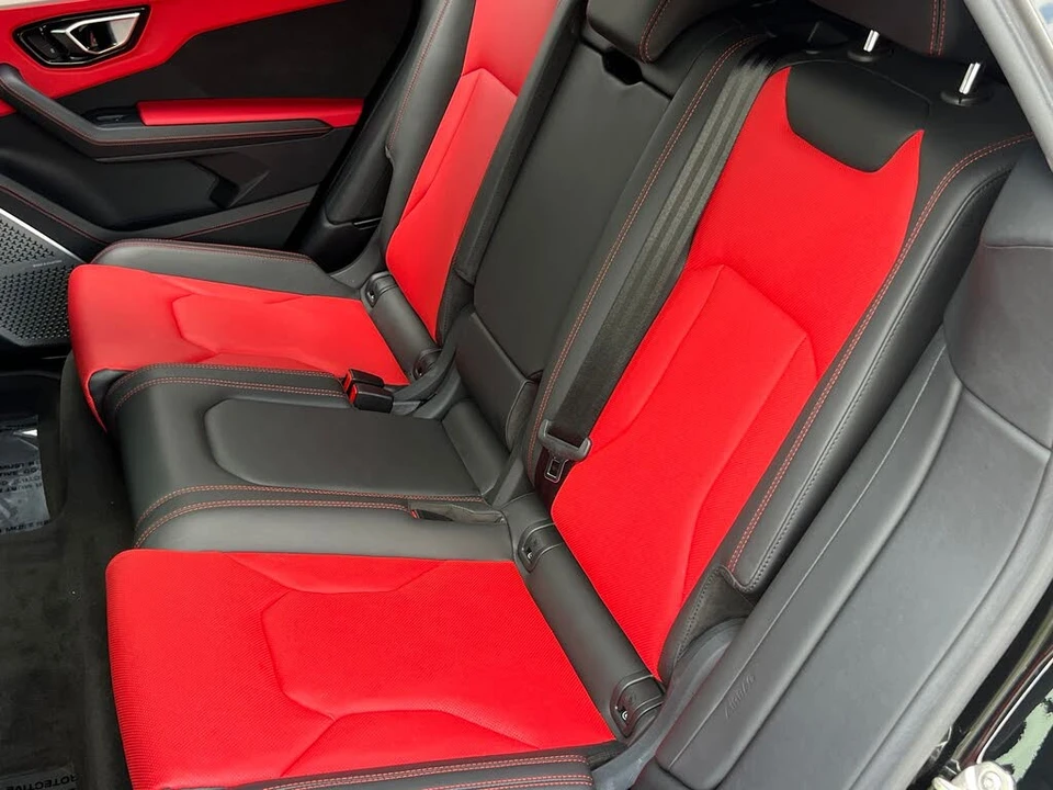 2020 Lamborghini Urus - Image 17 of 31