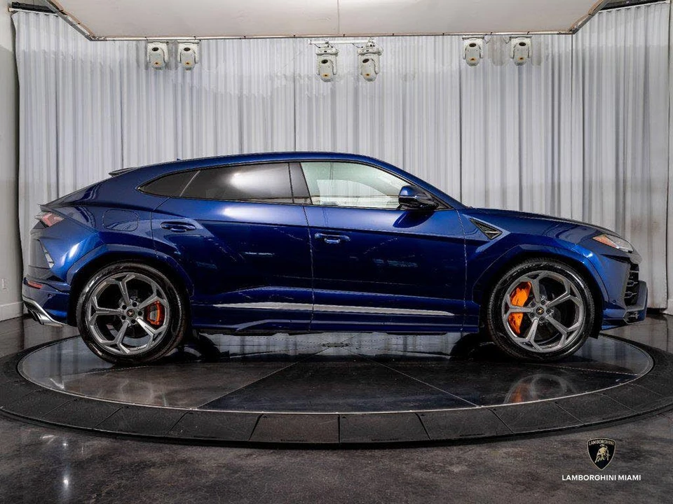 2020 Lamborghini Urus - Image 15 of 31