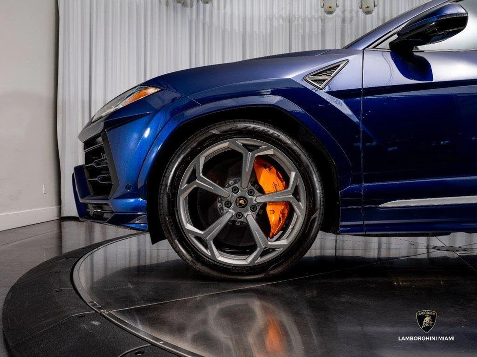 2020 Lamborghini Urus - Image 7 of 31
