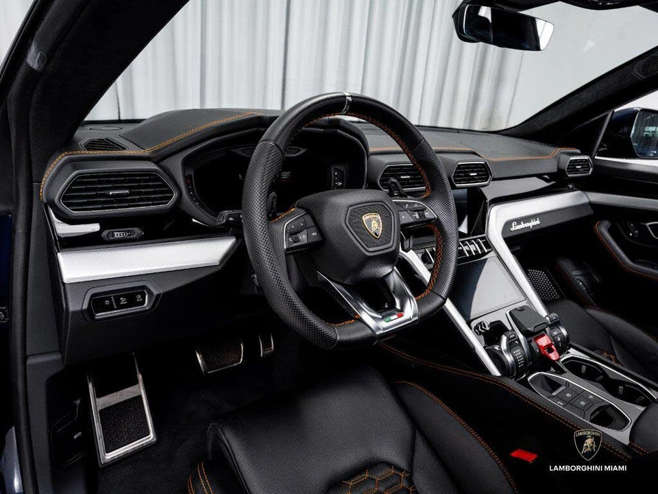 2020 Lamborghini Urus - Image 24 of 31