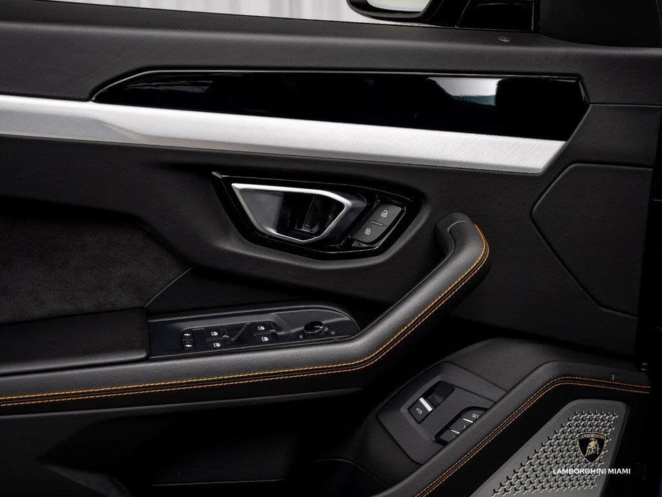 2020 Lamborghini Urus - Image 20 of 31