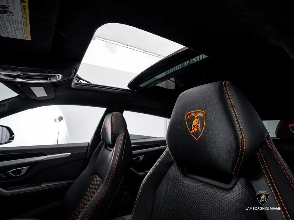 2020 Lamborghini Urus - Image 31 of 31