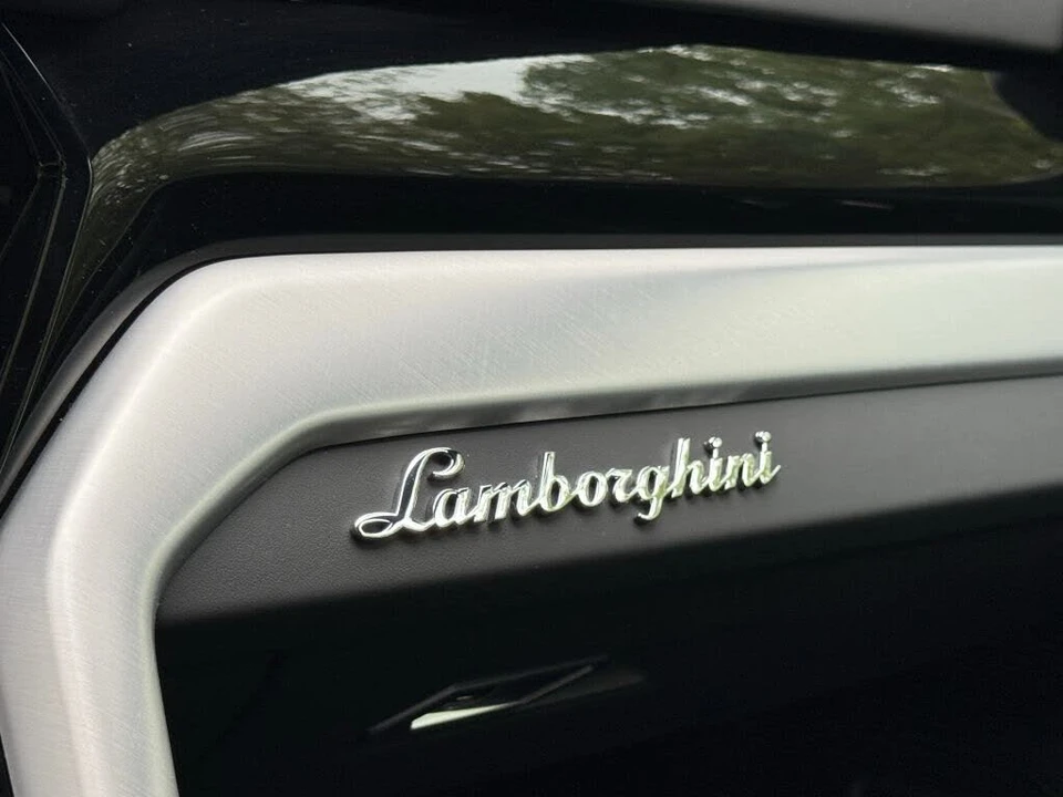 2020 Lamborghini Urus - Image 25 of 29