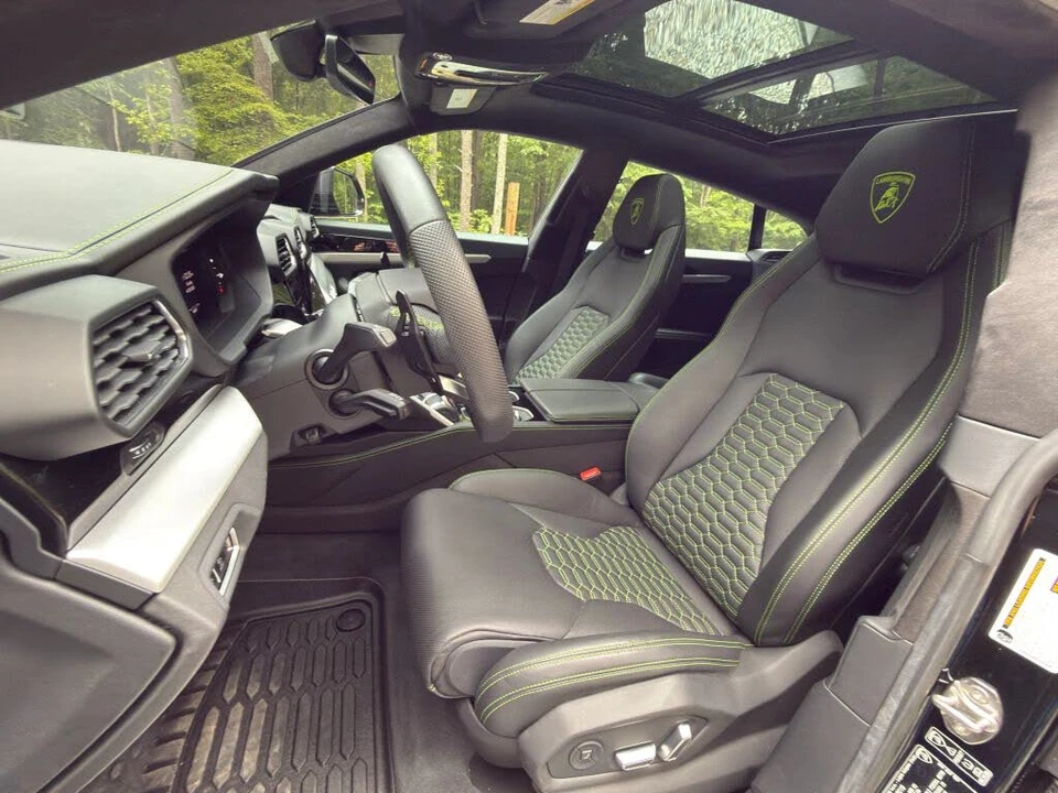 2020 Lamborghini Urus - Image 11 of 29