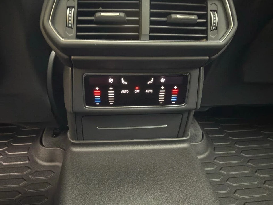 2020 Lamborghini Urus - Image 14 of 29