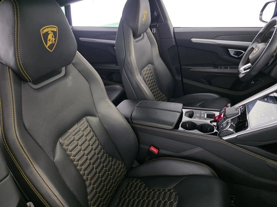 2020 Lamborghini Urus - Image 23 of 27