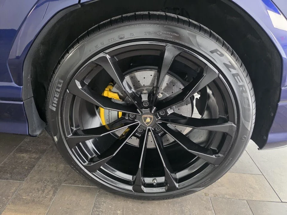 2020 Lamborghini Urus - Image 13 of 27