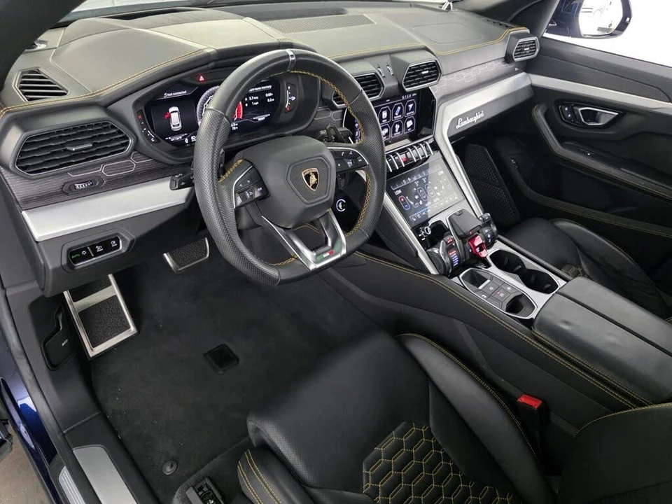 2020 Lamborghini Urus - Image 7 of 27