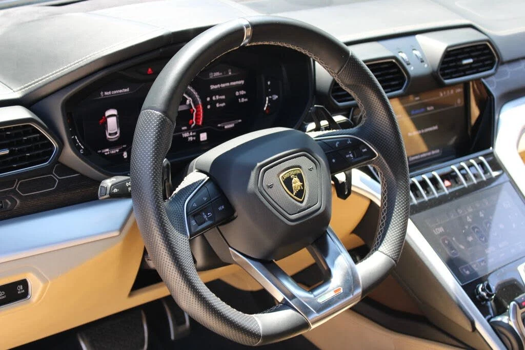 2020 Lamborghini Urus - Image 20 of 31