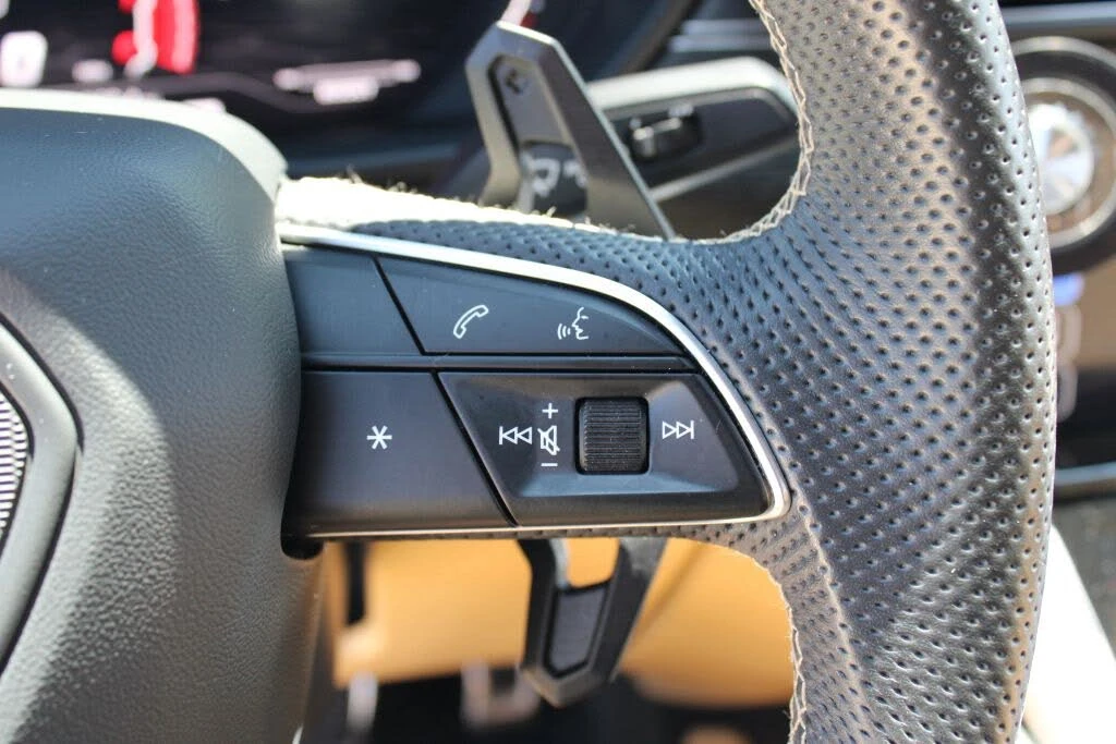 2020 Lamborghini Urus - Image 26 of 31