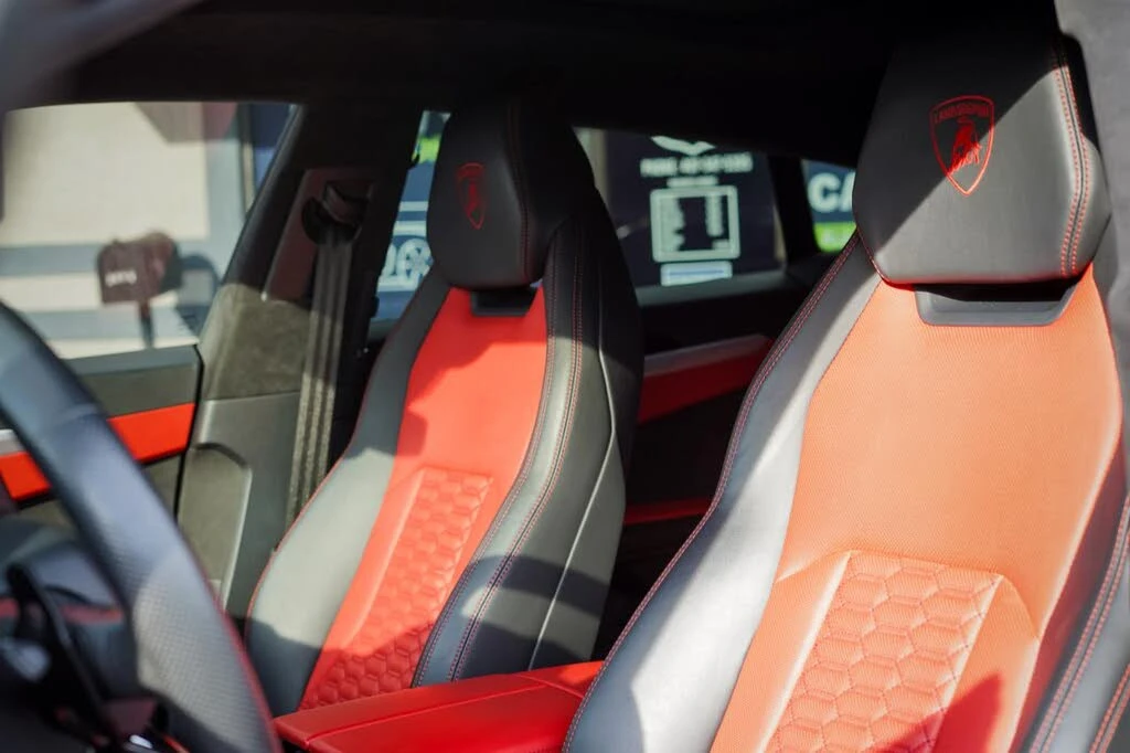 2020 Lamborghini Urus - Image 18 of 20