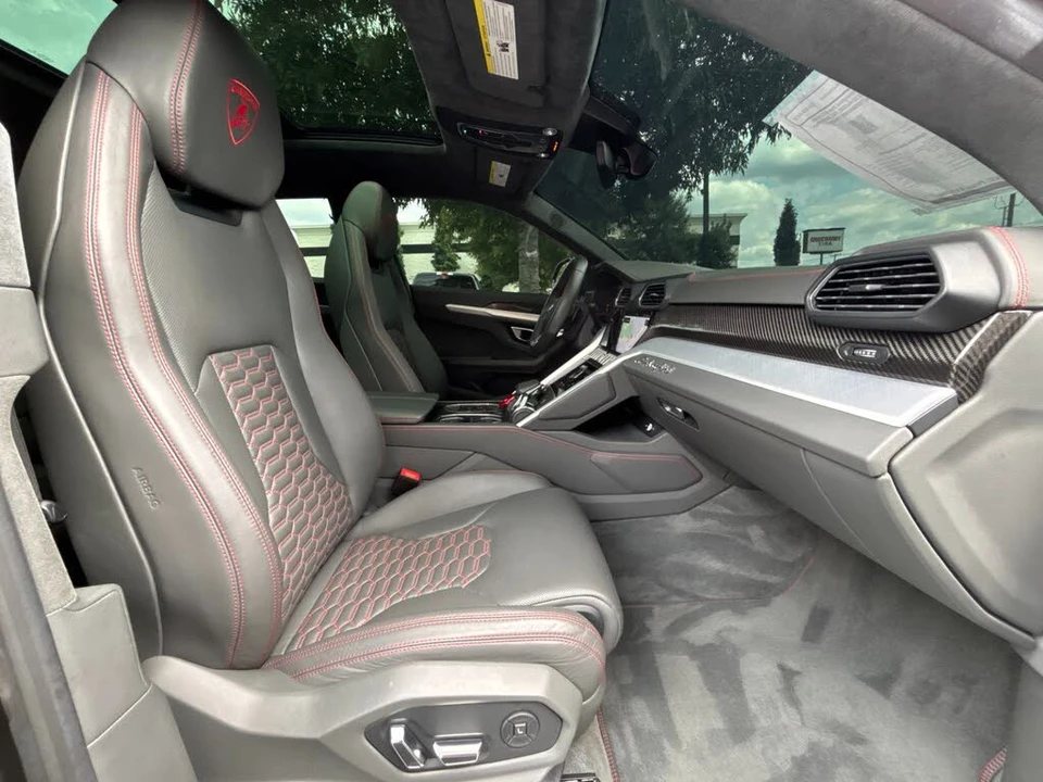 2020 Lamborghini Urus - Image 24 of 31