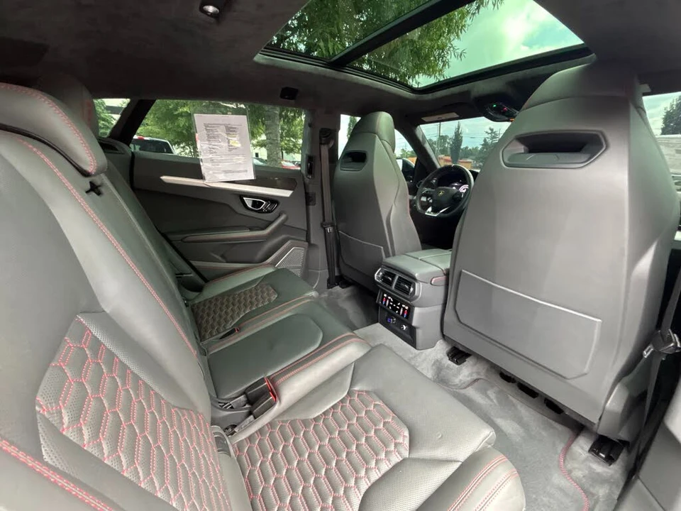 2020 Lamborghini Urus - Image 22 of 31