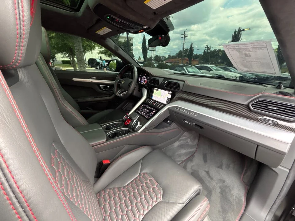 2020 Lamborghini Urus - Image 25 of 31