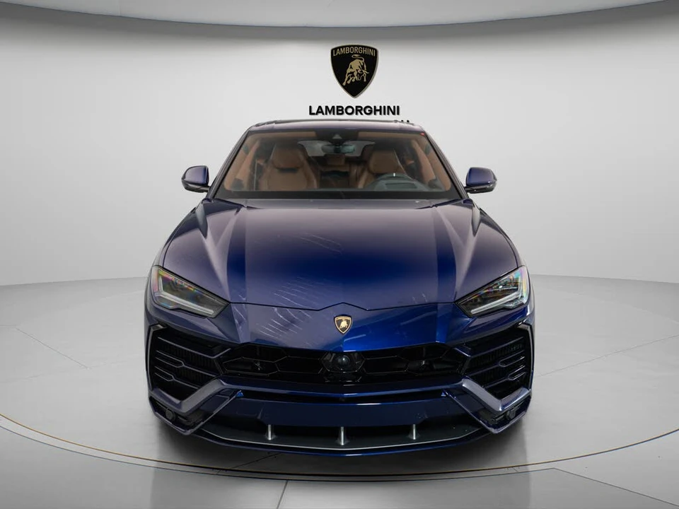 2020 Lamborghini Urus - Image 2 of 24