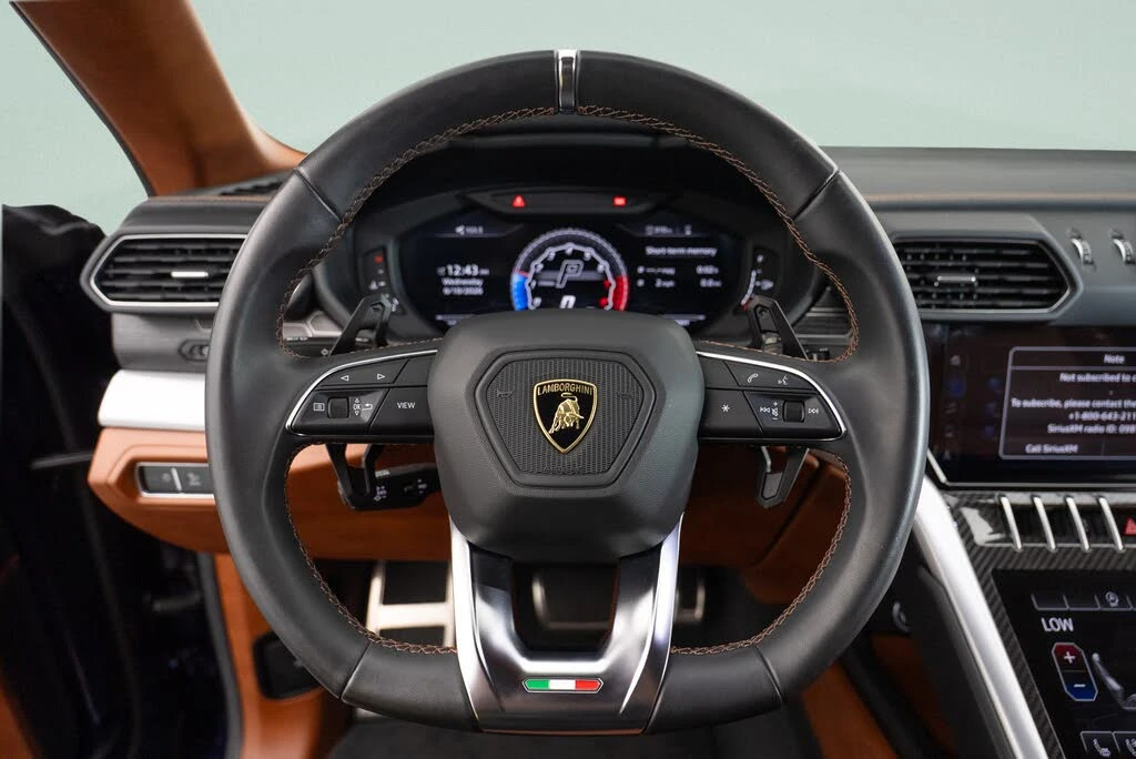 2020 Lamborghini Urus - Image 17 of 24