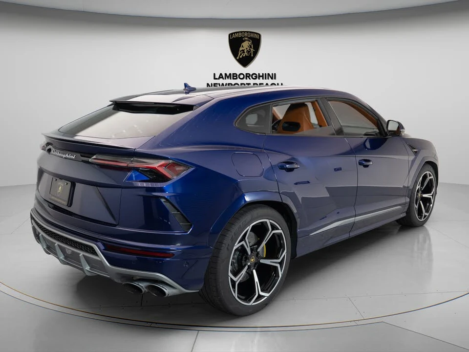 2020 Lamborghini Urus - Image 7 of 24