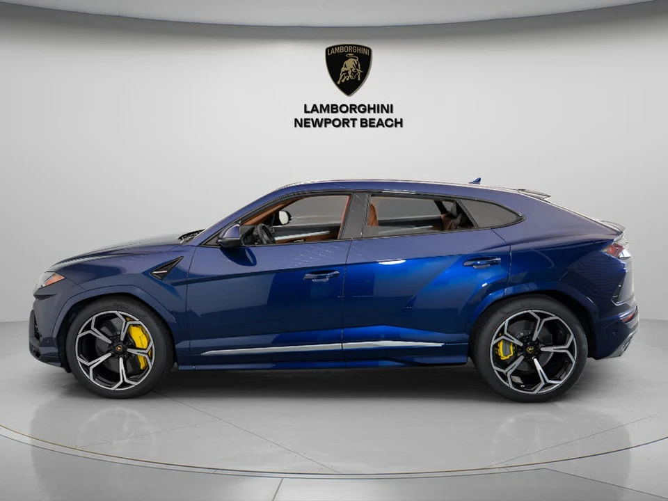 2020 Lamborghini Urus - Image 4 of 24