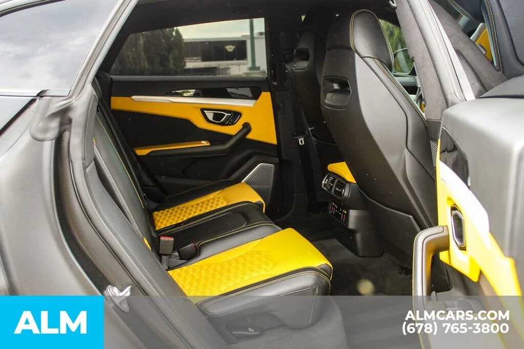2020 Lamborghini Urus - Image 19 of 31