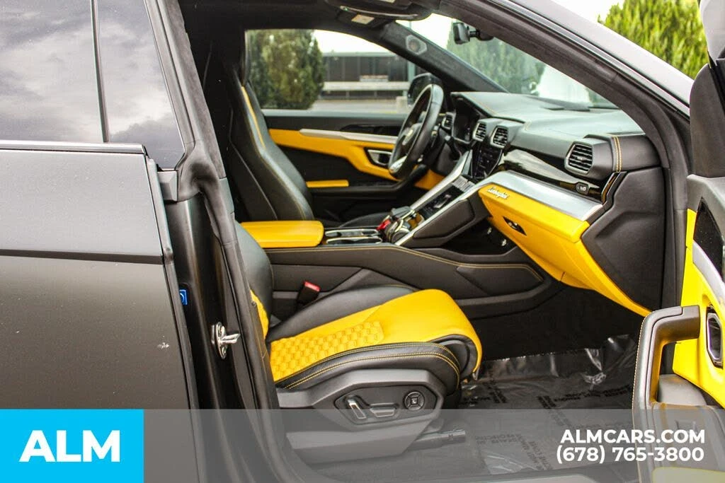 2020 Lamborghini Urus - Image 21 of 31