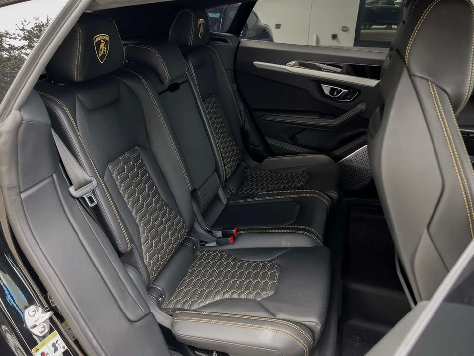 2020 Lamborghini Urus - Image 31 of 31