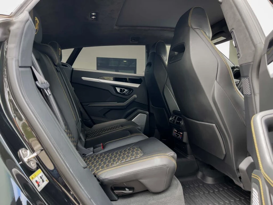 2020 Lamborghini Urus - Image 30 of 31