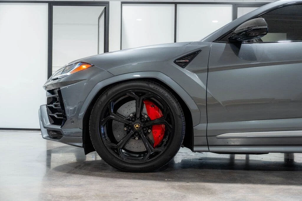 2020 Lamborghini Urus - Image 22 of 31