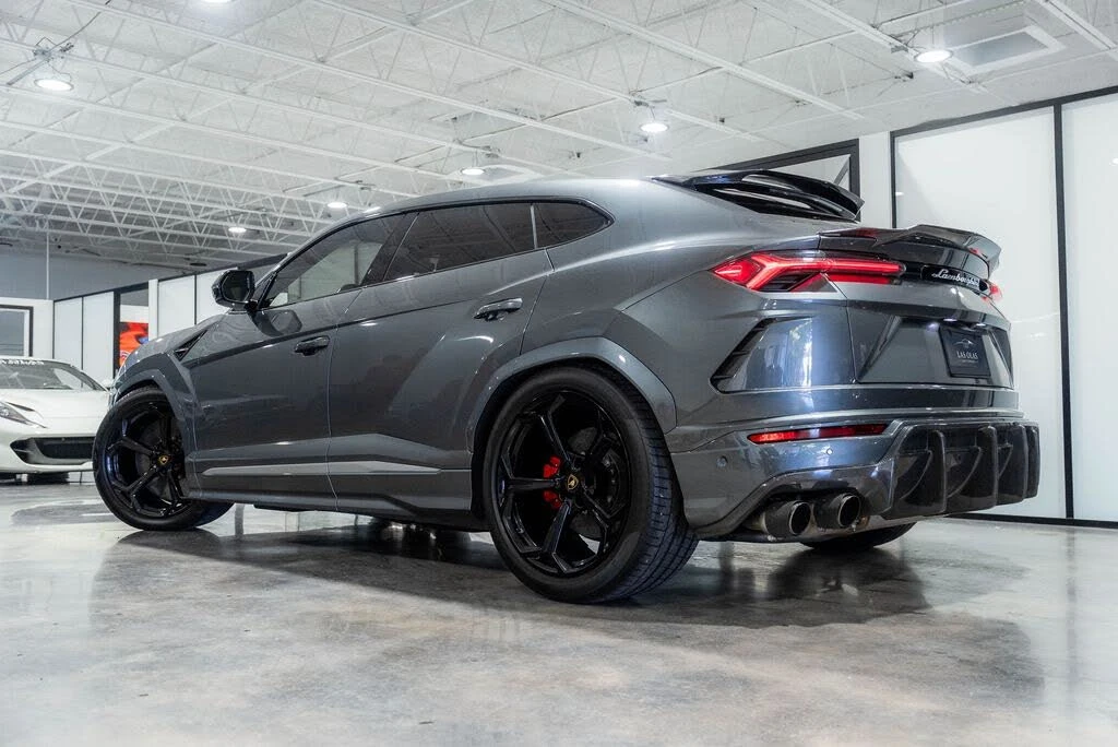 2020 Lamborghini Urus - Image 25 of 31