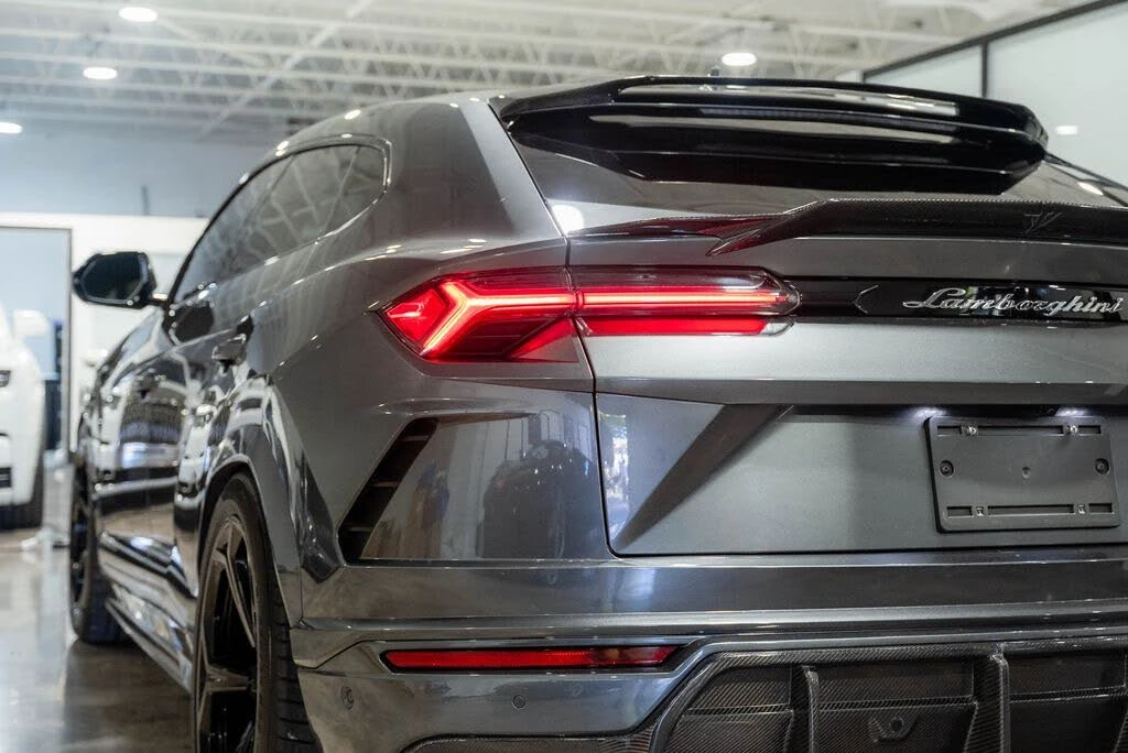 2020 Lamborghini Urus - Image 31 of 31