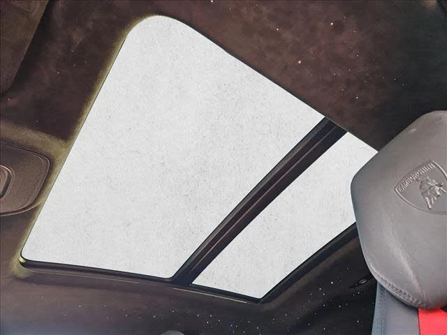 2020 Lamborghini Urus - Image 16 of 26