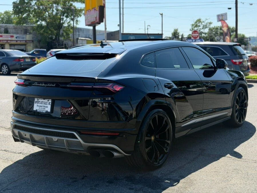 2020 Lamborghini Urus - Image 8 of 31