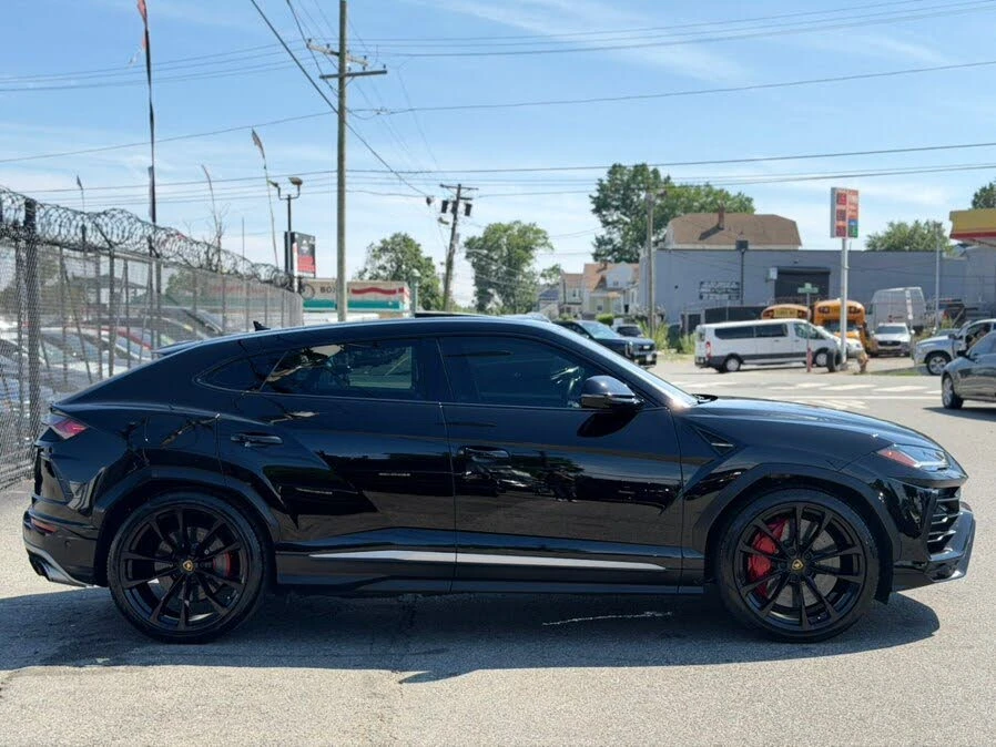 2020 Lamborghini Urus - Image 12 of 31