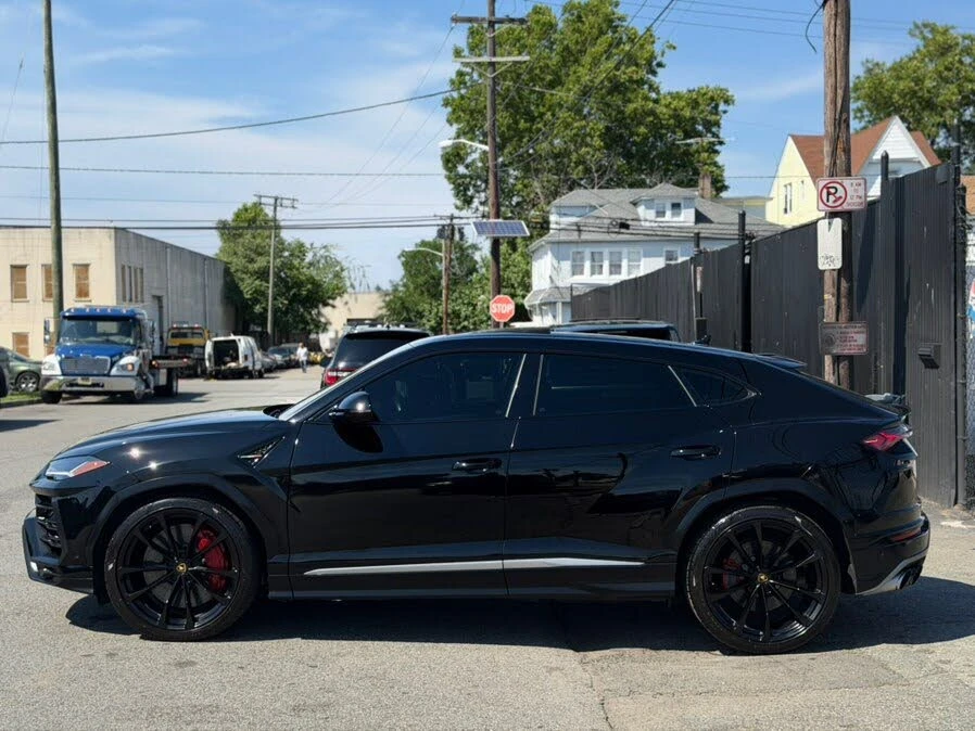 2020 Lamborghini Urus - Image 4 of 31