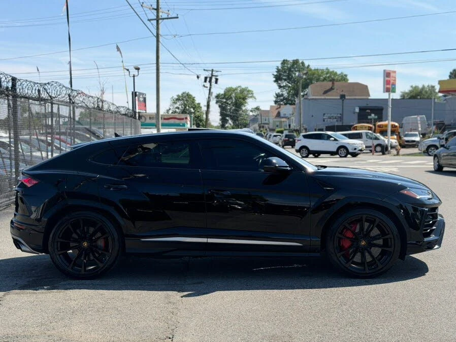 2020 Lamborghini Urus - Image 11 of 31