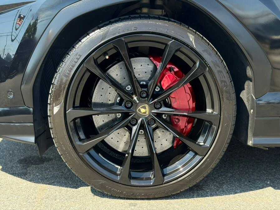 2020 Lamborghini Urus - Image 19 of 31
