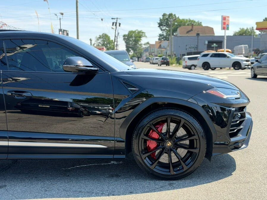 2020 Lamborghini Urus - Image 13 of 31