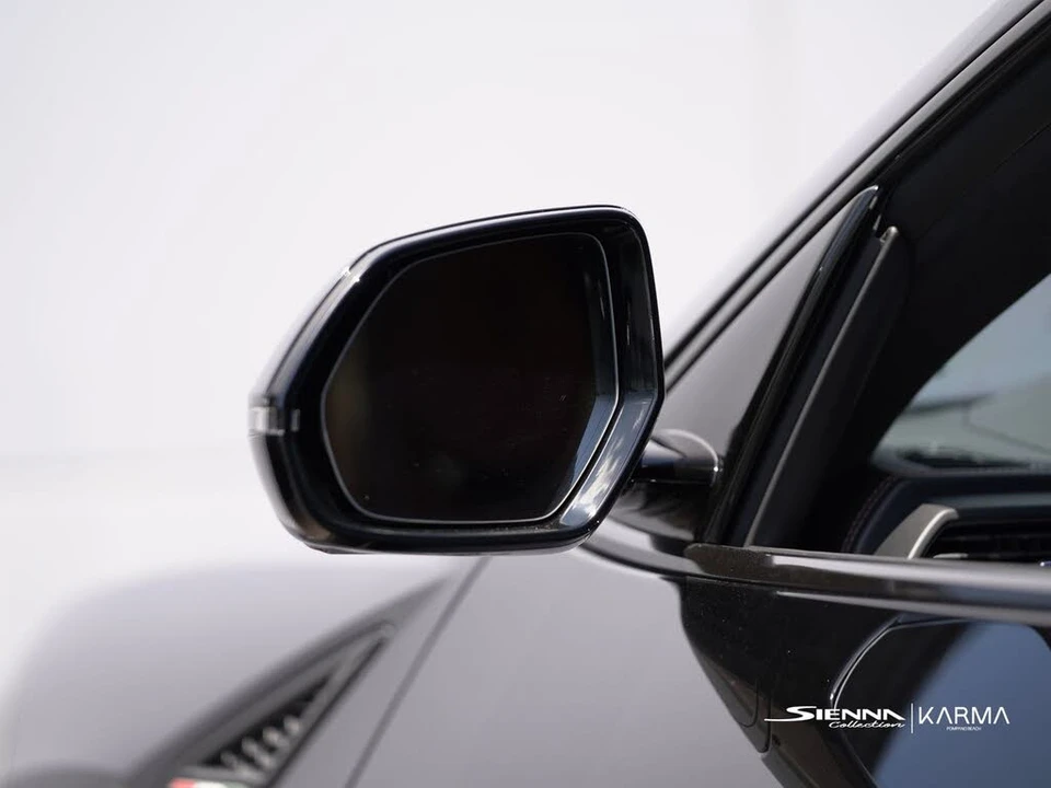 2020 Lamborghini Urus - Image 29 of 31