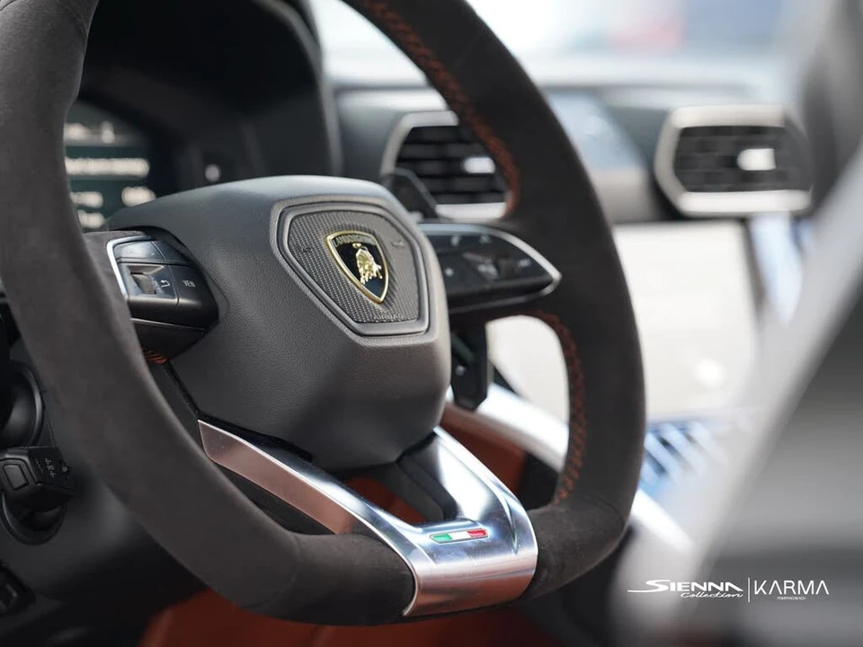 2020 Lamborghini Urus - Image 16 of 31