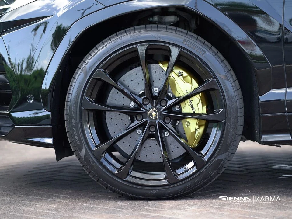 2020 Lamborghini Urus - Image 7 of 31
