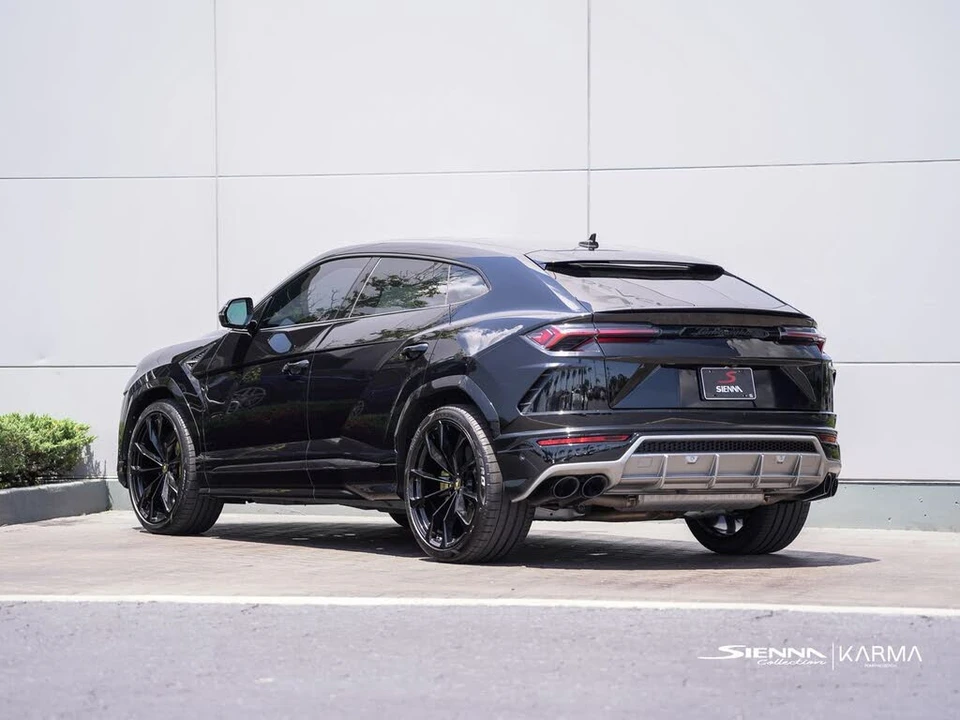 2020 Lamborghini Urus - Image 30 of 31