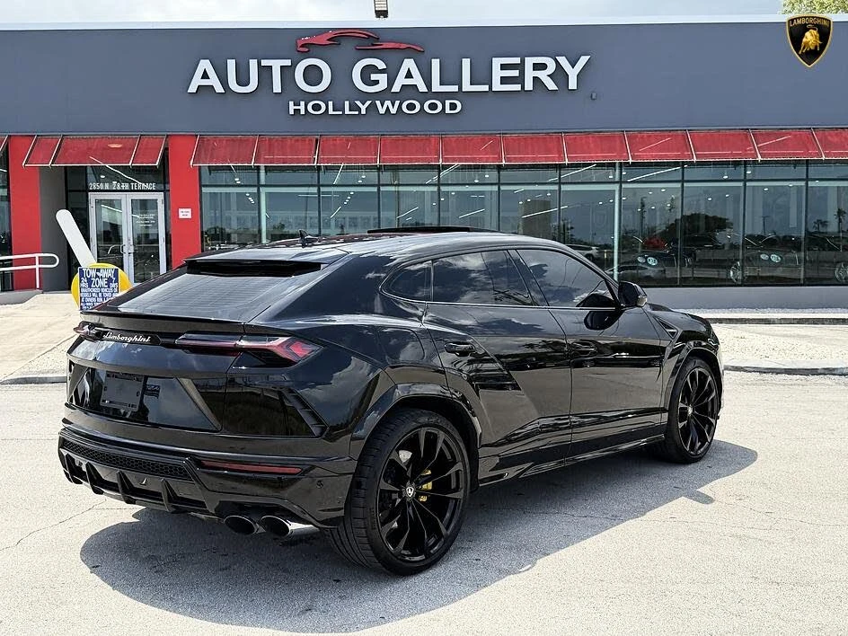 2020 Lamborghini Urus - Image 25 of 31