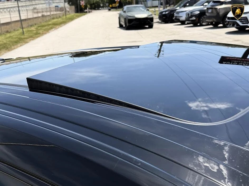 2020 Lamborghini Urus - Image 23 of 31