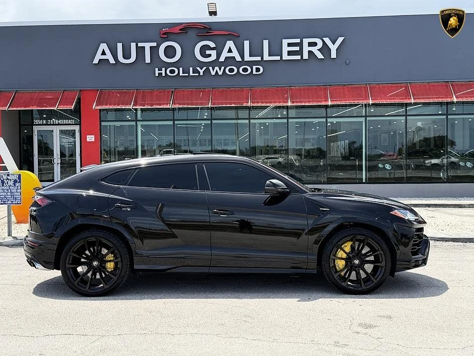 2020 Lamborghini Urus - Image 10 of 31