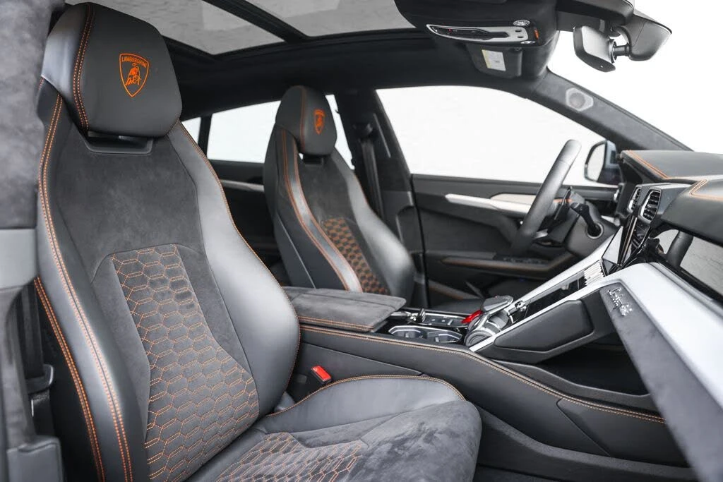 2020 Lamborghini Urus - Image 24 of 31
