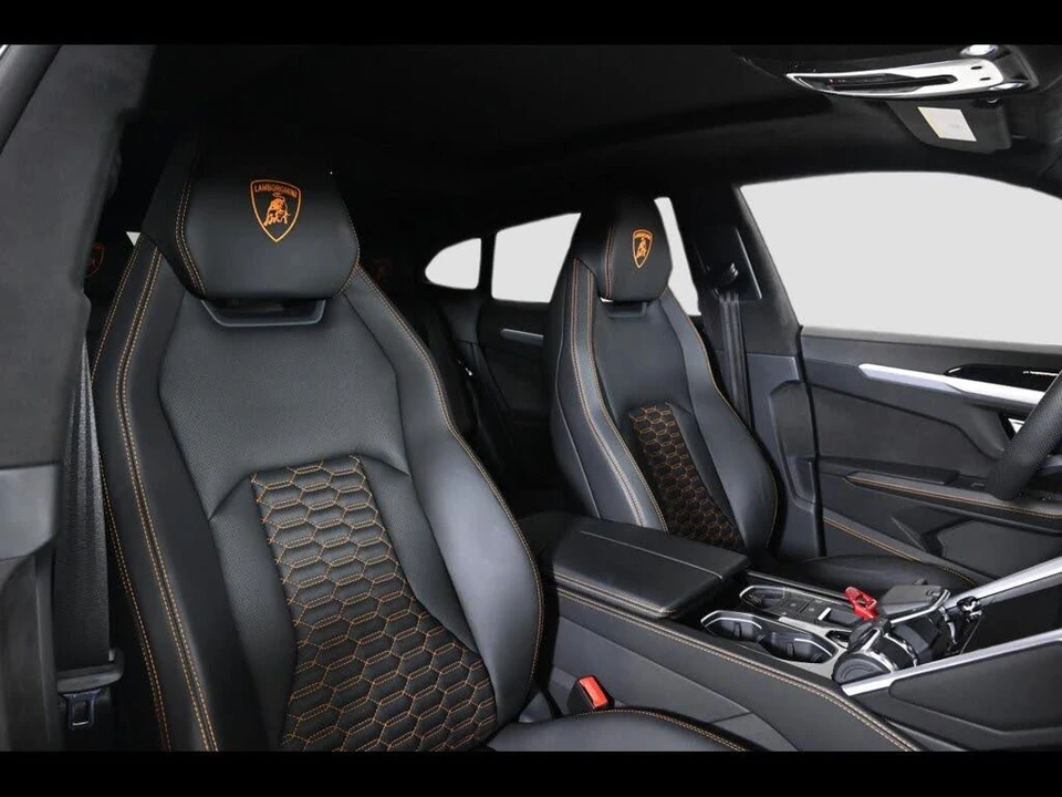 2020 Lamborghini Urus - Image 16 of 31